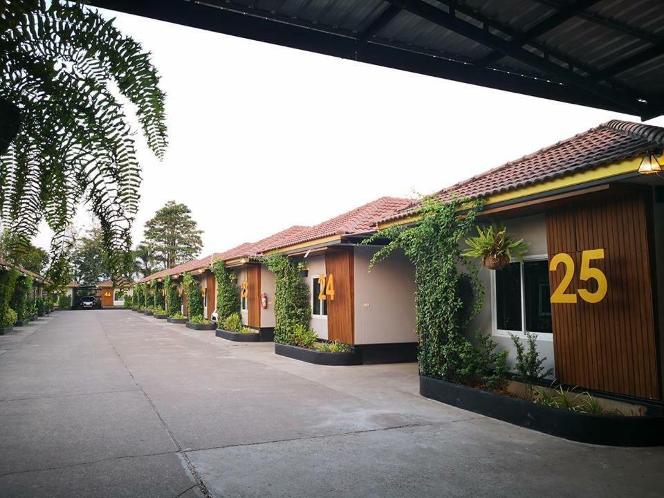 Golden House Hotel Sakaeo Sa Kaeo Eksteriør bilde