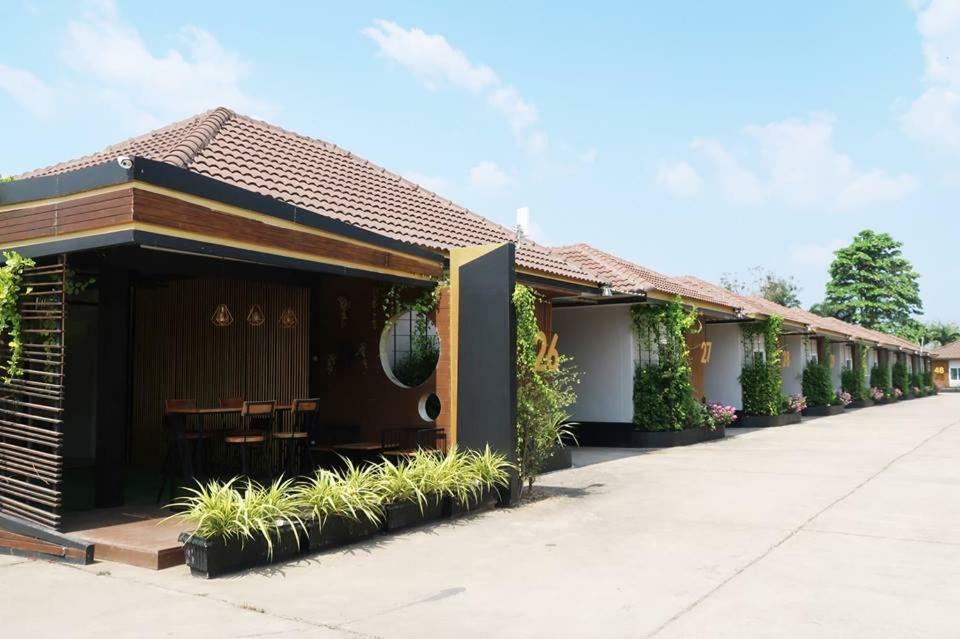 Golden House Hotel Sakaeo Sa Kaeo Eksteriør bilde